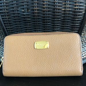 Brand new Michael Kors wallet